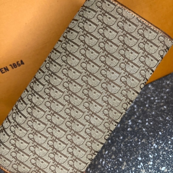 Christian Dior CD Caramel Brown Oblique Monogram Logo Flap Long Wallet - Picture 3 of 16